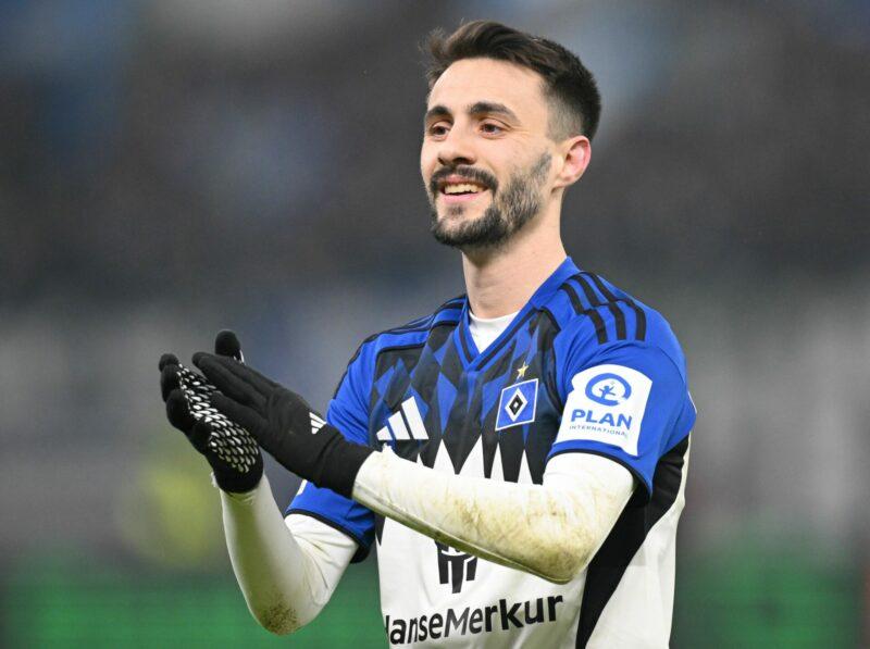 Fabio Vieira s'entraîne seul alors que les négociations entre Arsenal et Hambourg se poursuivent