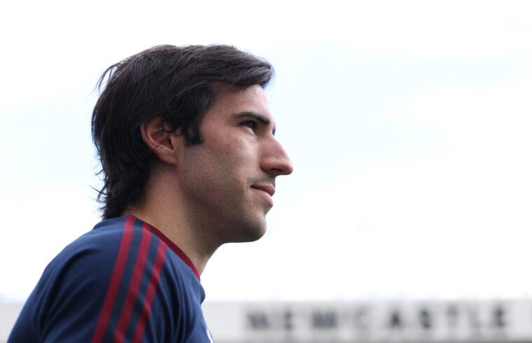 Tottenham passe à l’offensive pour Sandro Tonali : discussions directes avec Newcastle