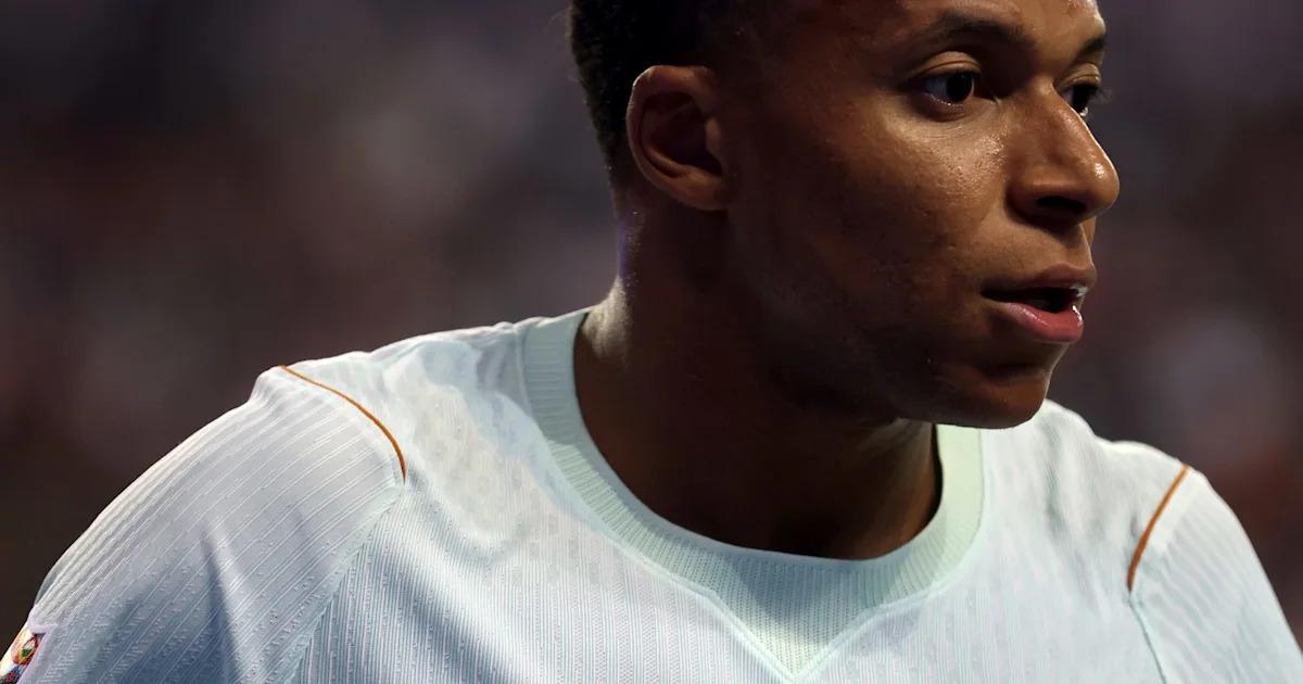 Kylian Mbappé back in Madrid and expected to start facing