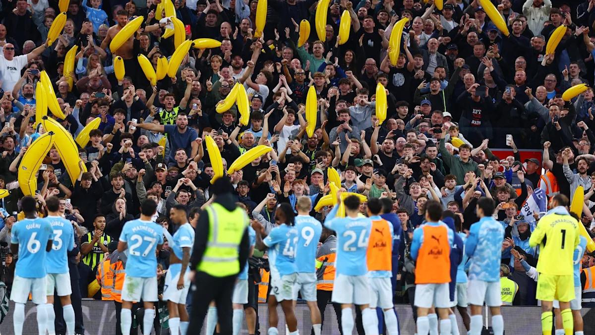 Manchester City: the behavior of supporters at Anfield