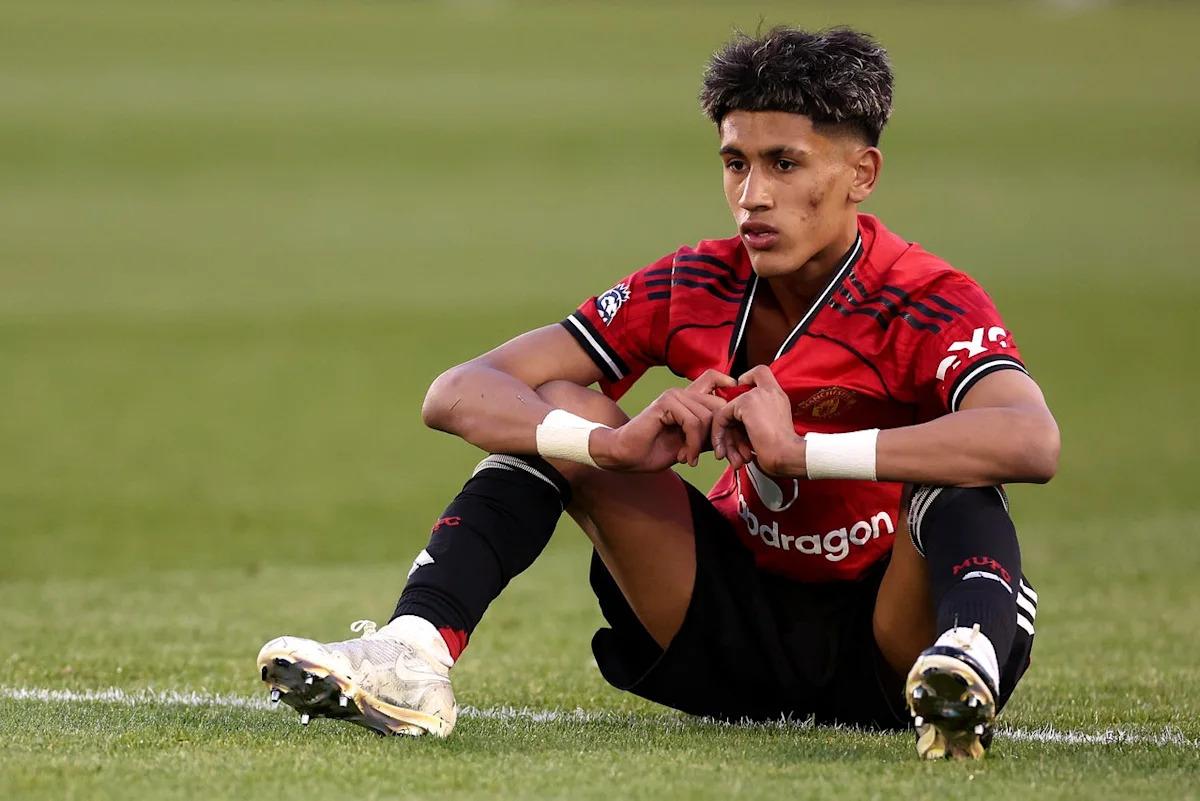 Michael Carrick speaks about JJ Gabriel's future at